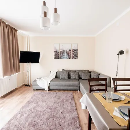 Better Than * Boedapest